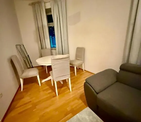 Central Apartment Vienna * Bécs